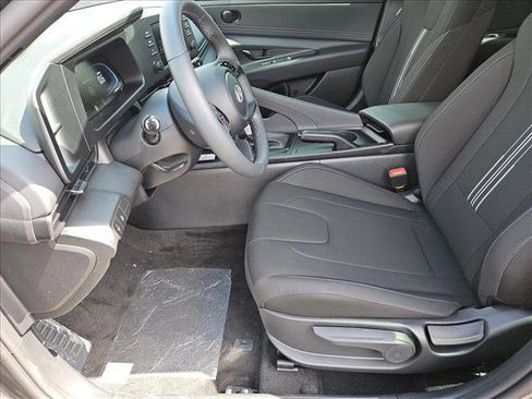 New 2026 Hyundai Elantra Sport image 4