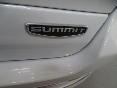Certified 2023 Jeep Grand Cherokee Summit AWD/4WD image 30