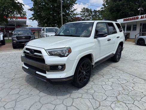 Used 2019 Toyota 4Runner Limited AWD/4WD image 9