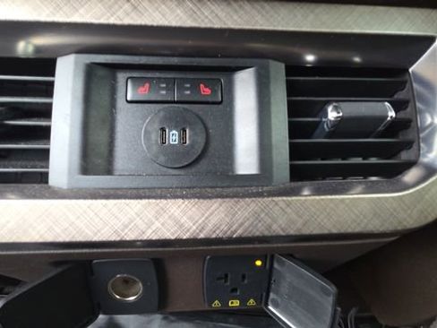 Used 2024 Ford F250 King Ranch w/ Chrome Package image 25