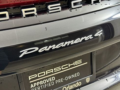 Used 2024 Porsche Panamera 4 image 35