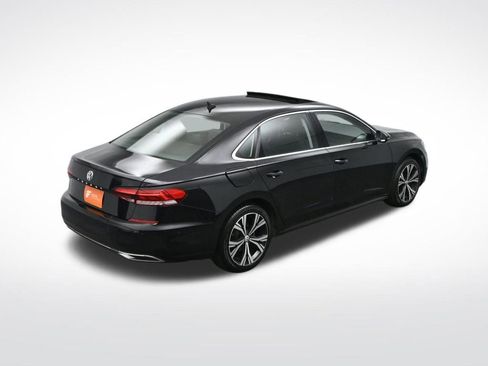 Used 2020 Volkswagen Passat 2.0T SEL image 45