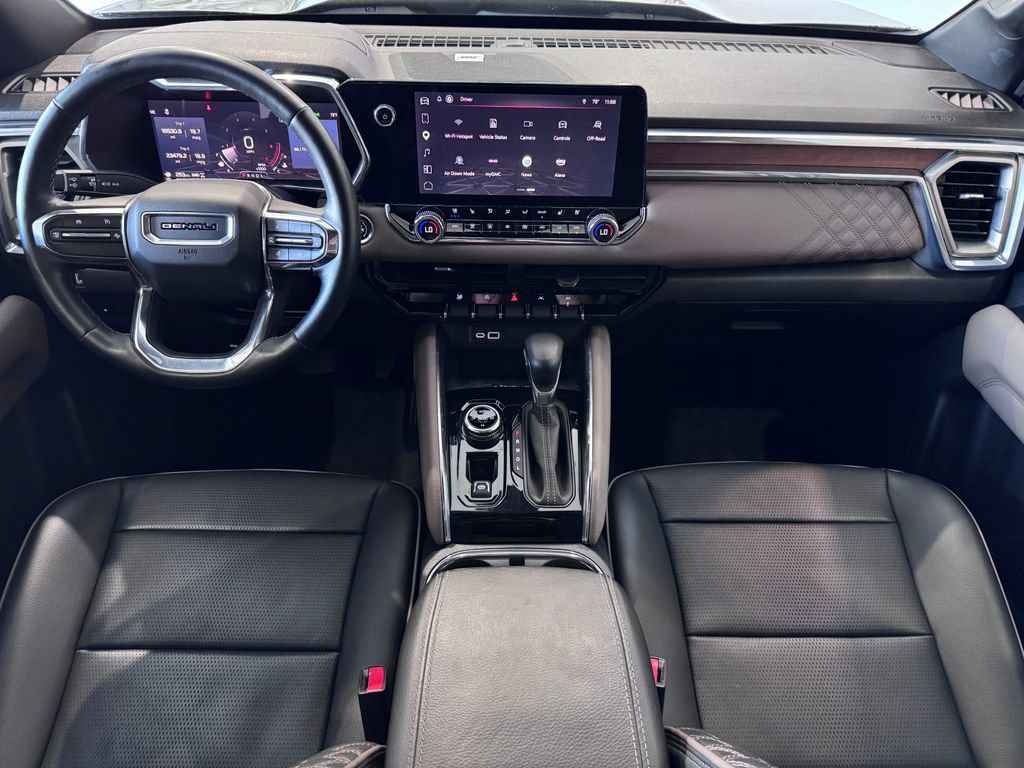 Used 2023 GMC Canyon Denali AWD/4WD image 14