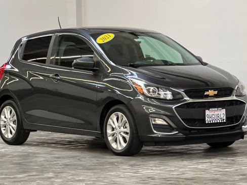Used 2021 Chevrolet Spark LT image 2