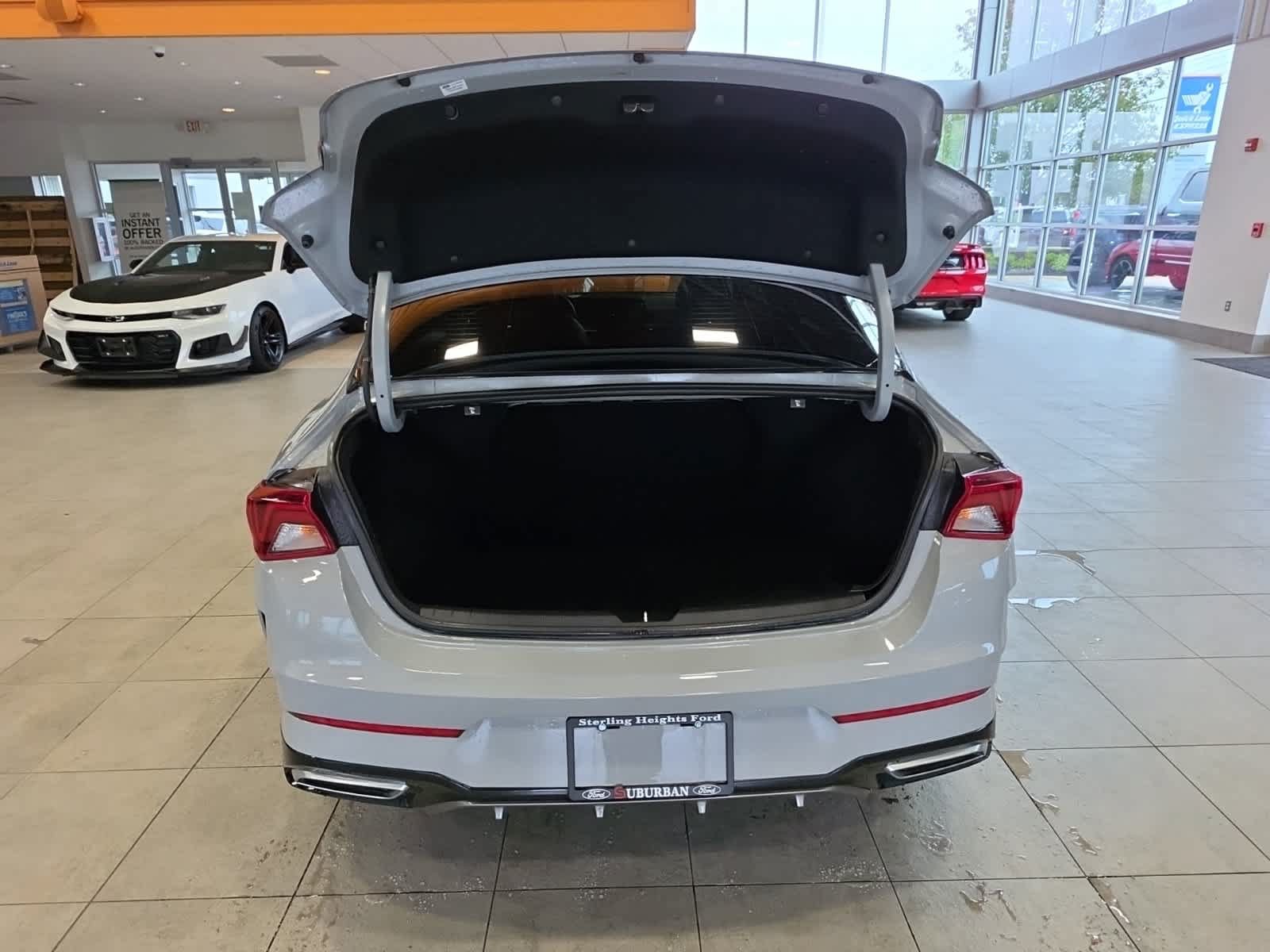 Used 2021 Kia K5 GT-Line w/ GT-Line FWD Premium Package image 9
