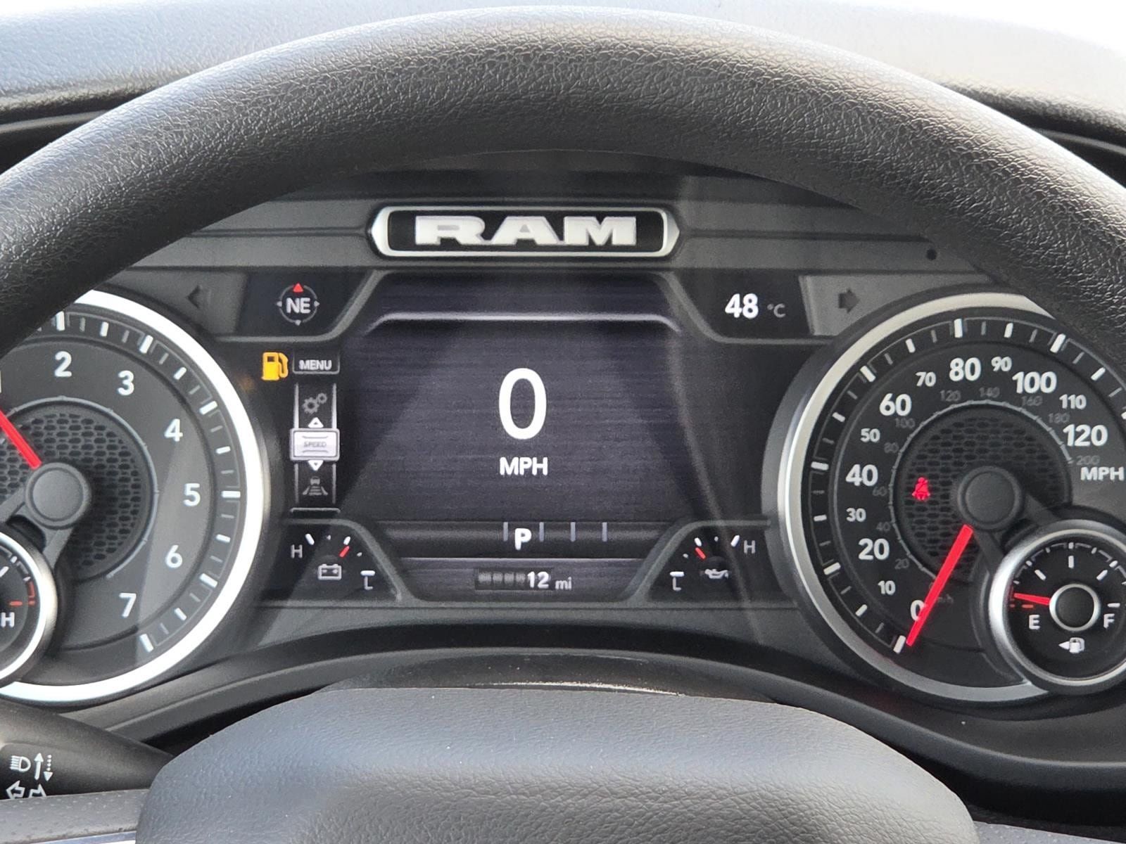 New 2026 RAM 1500 Express AWD/4WD image 19