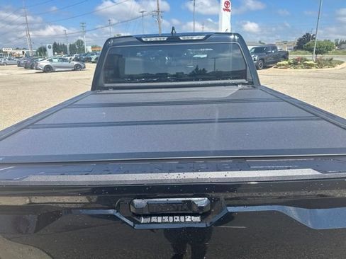 New 2026 Toyota Tundra Limited AWD/4WD image 7