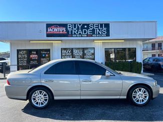 Used 2004 Lincoln LS image 1