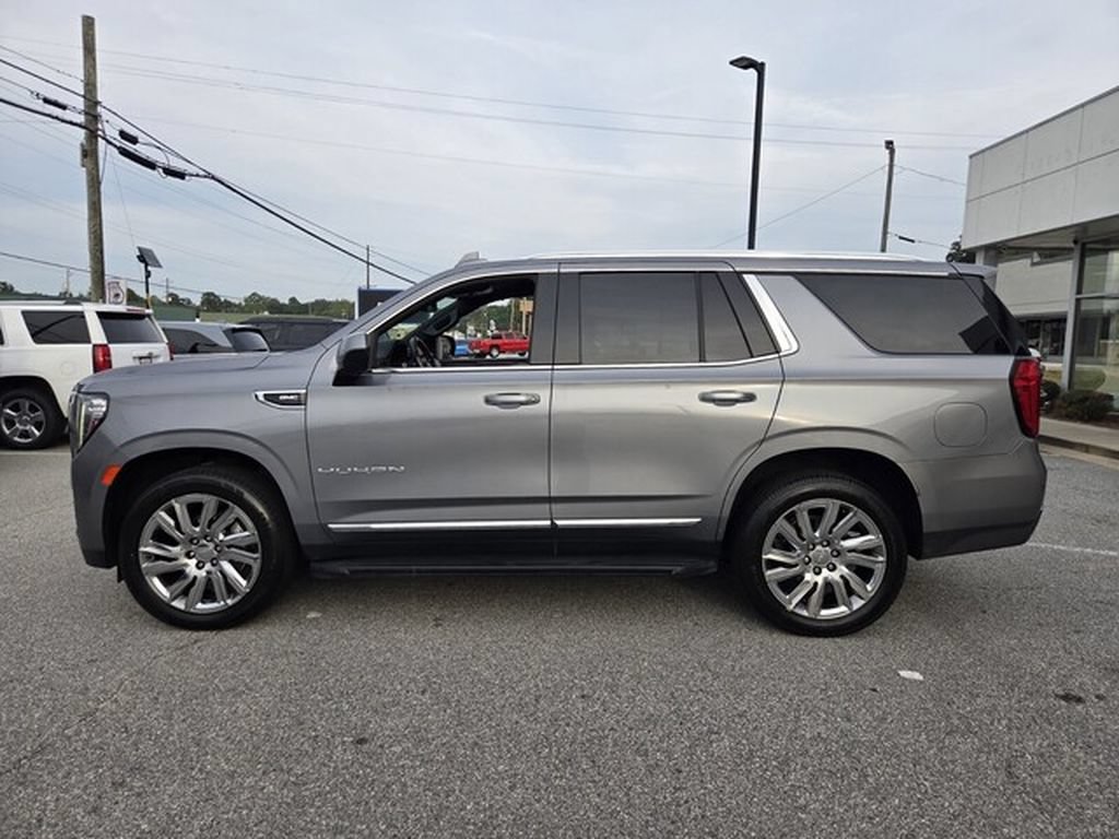 Used 2021 GMC Yukon SLT AWD/4WD image 2
