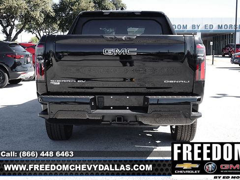 New 2025 GMC Sierra EV Denali image 6