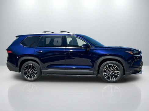Used 2025 Toyota Grand Highlander AWD Hybrid image 4