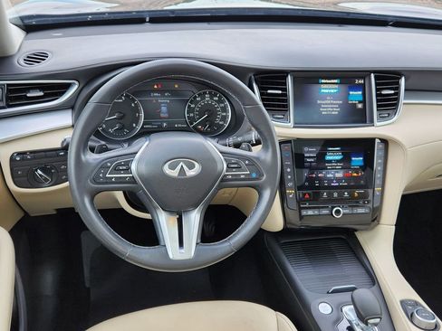 Used 2021 INFINITI QX50 Luxe w/ Cargo Package AWD/4WD image 9