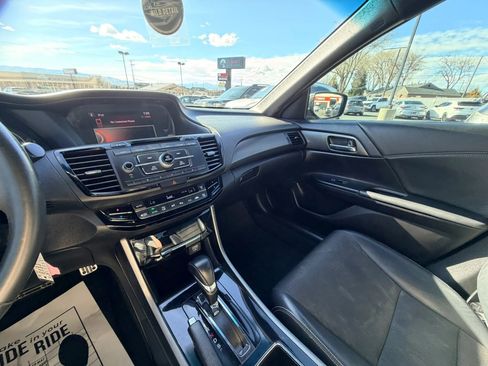 Used 2016 Honda Accord Sport image 17