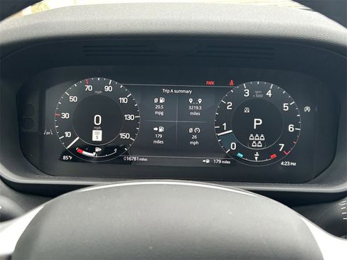 Used 2024 Land Rover Discovery S image 40