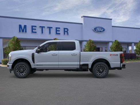 New 2026 Ford F250 Platinum w/ FX4 Off-Road Package AWD/4WD image 3