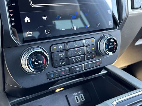 Used 2016 Ford F150 Lariat w/ Equipment Group 502A Luxury image 24