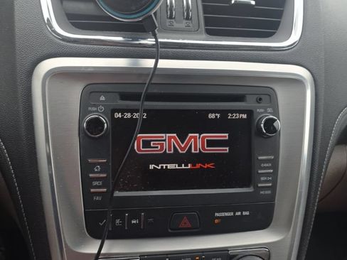 Used 2016 GMC Acadia SLT AWD/4WD image 15
