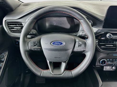 Used 2025 Ford Escape ST-Line Select AWD/4WD image 18