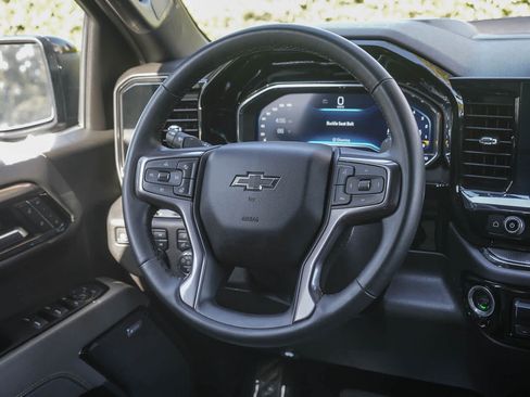 Used 2024 Chevrolet Silverado 1500 ZR2 w/ Technology Package AWD/4WD image 15