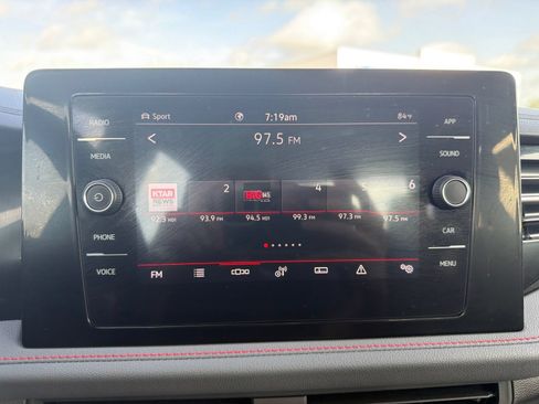 Used 2025 Volkswagen Jetta GLI Autobahn FWD image 26