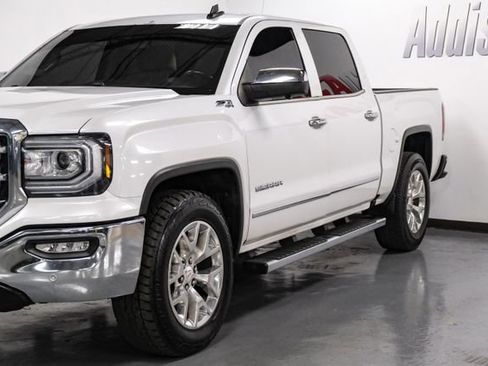 Used 2017 GMC Sierra 1500 SLT w/ SLT Premium Package image 41