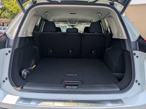 New 2025 Nissan Rogue SV AWD/4WD image 13