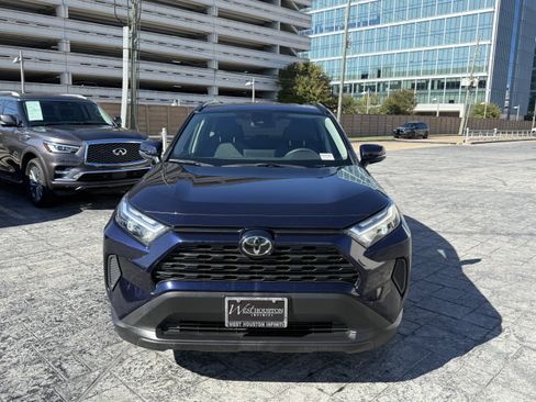 Used 2024 Toyota RAV4 XLE image 2