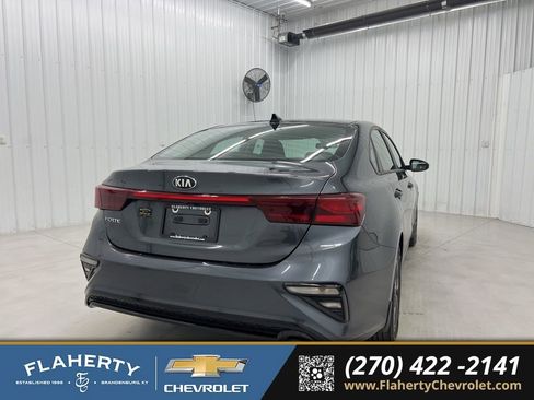 Used 2019 Kia Forte LXS image 3