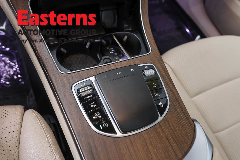 Used 2022 Mercedes-Benz GLC 300 4MATIC w/ Multimedia Package Lite image 22