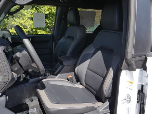 New 2026 Ford Bronco Outer Banks w/ Sasquatch Package AWD/4WD image 33