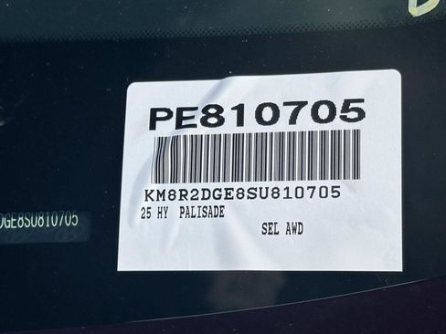 Used 2025 Hyundai Palisade SEL AWD/4WD image 14