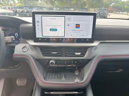 Used 2025 Ford Explorer ST-Line w/ Premium Package image 22