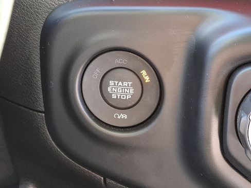 Used 2021 Jeep Wrangler Unlimited Rubicon image 31