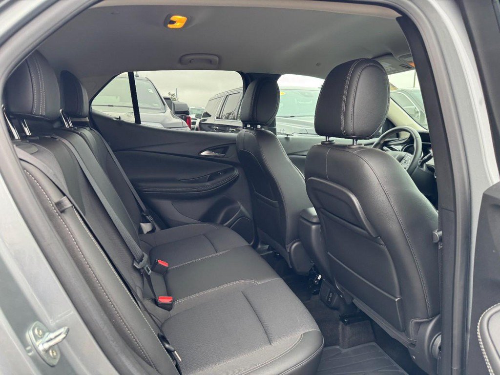 Certified 2023 Buick Encore GX Preferred w/ Cold Weather Comfort Package AWD/4WD image 10