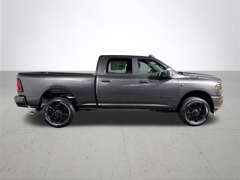 New 2026 RAM 2500 Big Horn AWD/4WD image 5