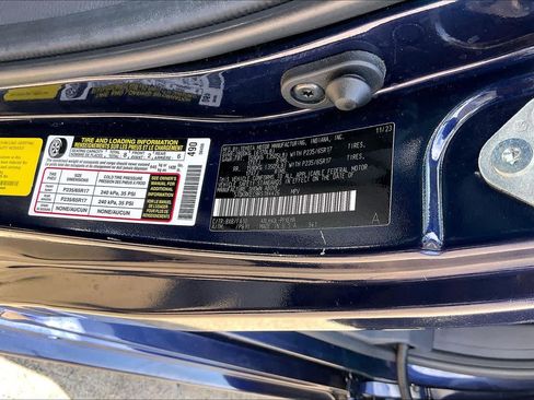 Used 2024 Toyota Sienna LE FWD image 37