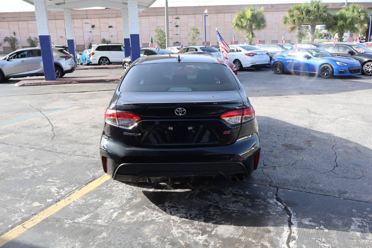 Used 2022 Toyota Corolla SE FWD image 4