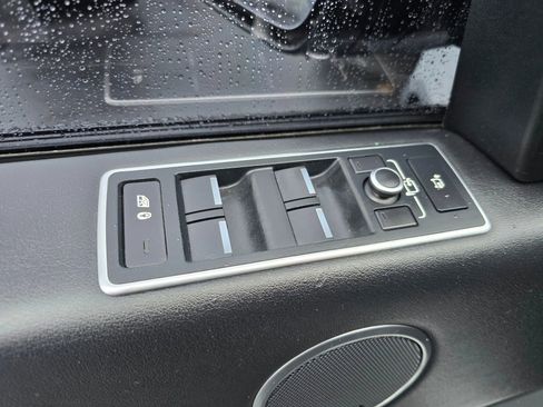 Used 2016 Land Rover Range Rover Supercharged image 20