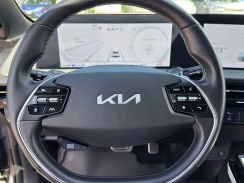Certified 2024 Kia EV6 GT-Line w/ GT-Line White Seat Package RWD image 18