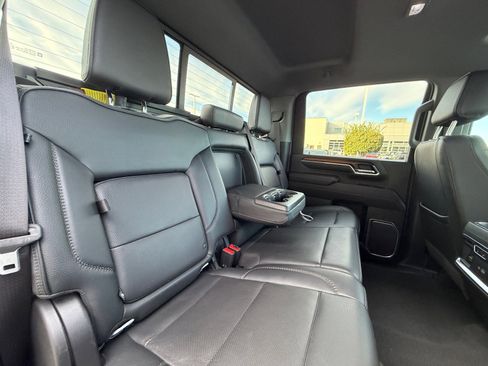 Used 2024 GMC Sierra 2500 Denali w/ Denali Reserve Package image 18