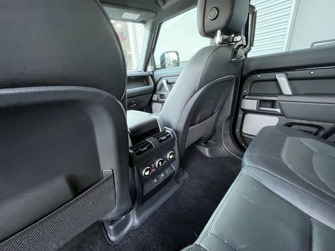 Used 2024 Land Rover Defender 130 Outbound image 30