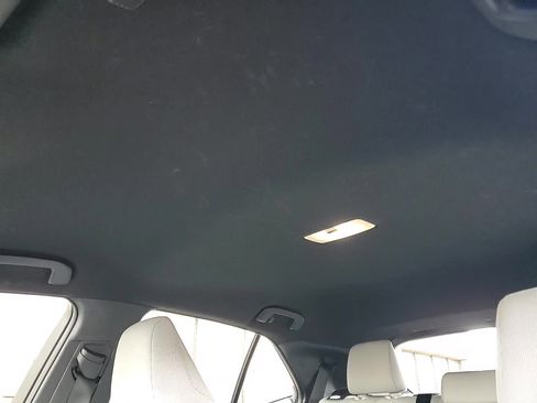 Certified 2025 Toyota Corolla SE image 20