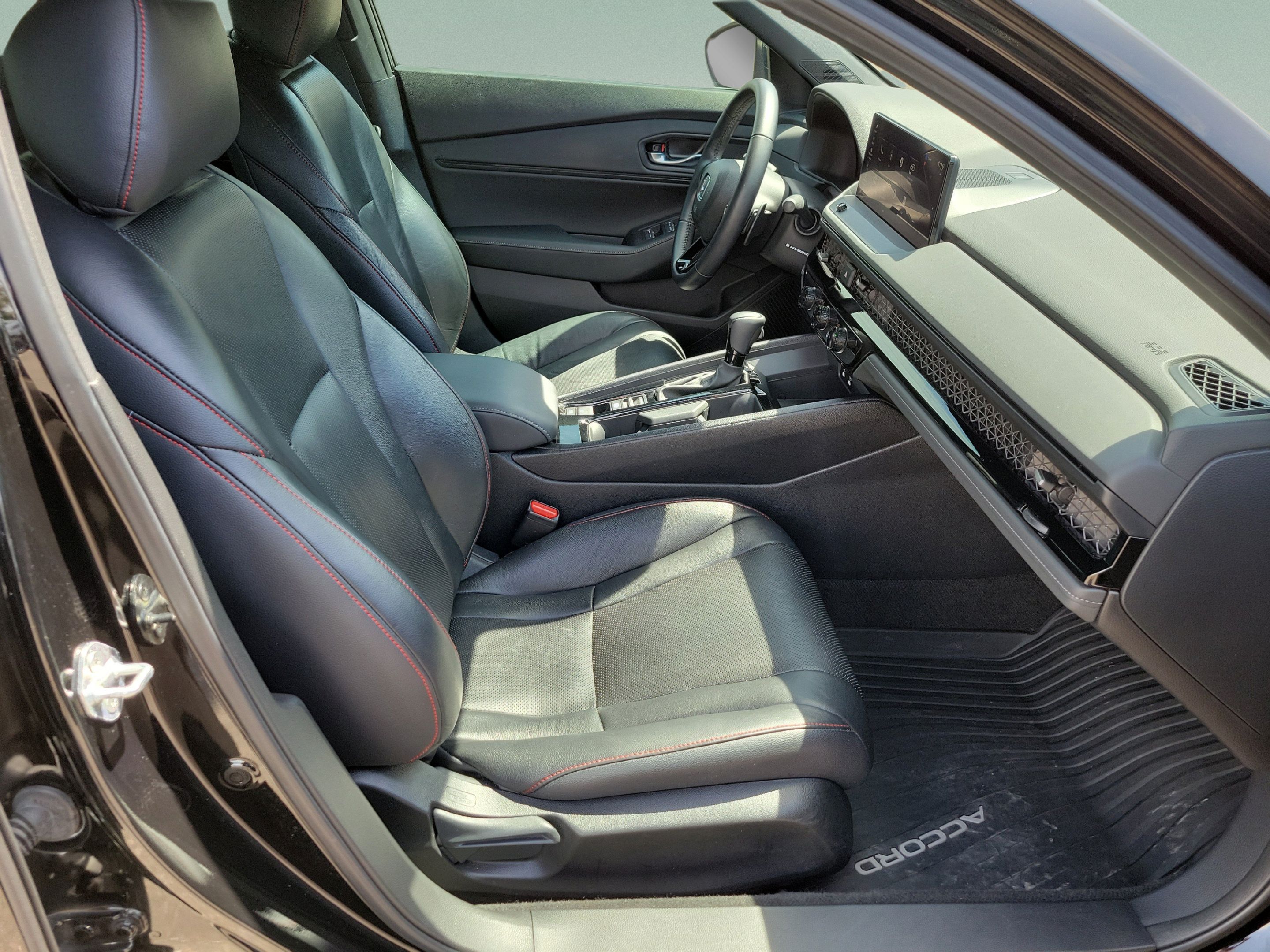 Used 2023 Honda Accord Sport image 18
