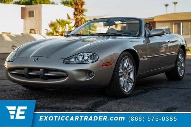Used 2000 Jaguar XK8 Convertible RWD image 1