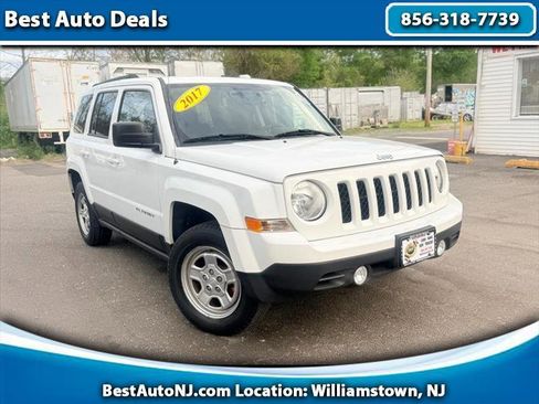 Used 2017 Jeep Patriot Sport w/ Power Value Group AWD/4WD image 1