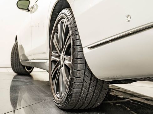 Used 2018 Mercedes-Benz E 400 4MATIC Wagon image 53