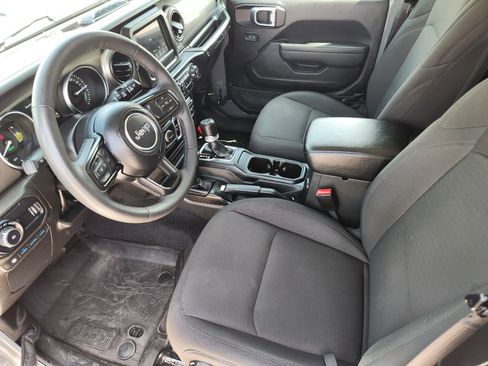 Used 2023 Jeep Wrangler Unlimited w/ Cold Weather Group AWD/4WD image 13