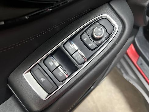 Used 2024 Subaru Outback Limited AWD/4WD image 11