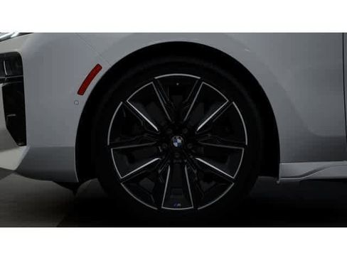 New 2026 BMW 760i xDrive AWD/4WD image 7