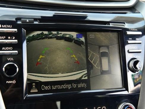 Used 2024 Nissan Murano SL AWD/4WD image 14